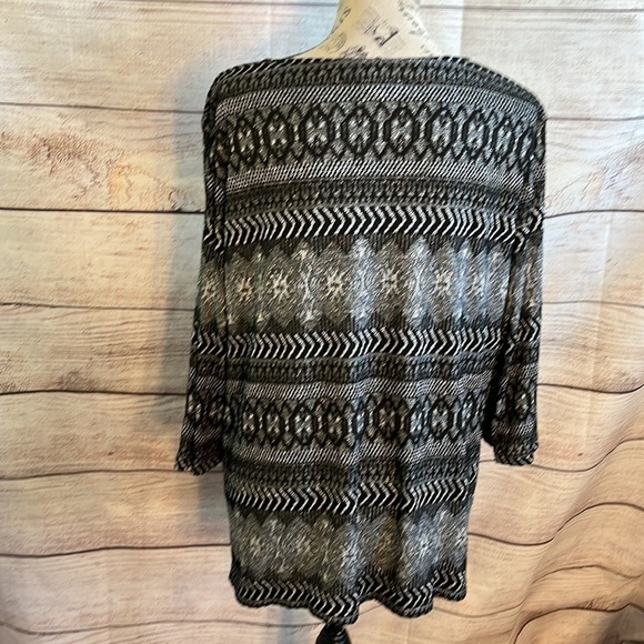 Chico’s Glittery Black Top Metallic 3/4 Sleeves Chicos 3 = XL Silver - Picture 5 of 9